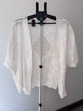 NorthStyle White Embroidered Kimono Boho Cardigan, Size Small/Medium